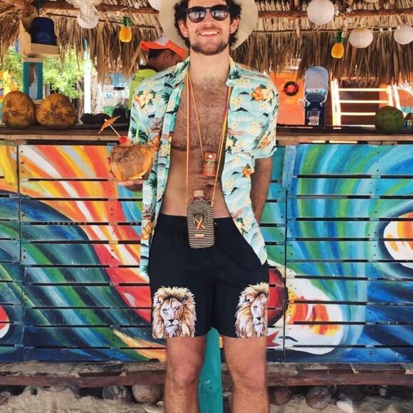 Kenny Flowers THE MANE ATTRACTION
SWIM TRUNKS Large Black NWT in packaging - Picture 4 of 6